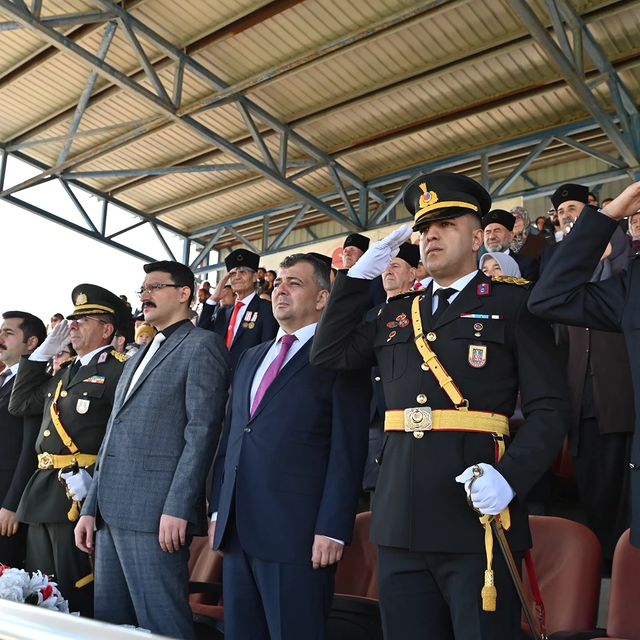 Cumhuriyet Bayramı Coşkusu Emirdağ’da Yaşandı